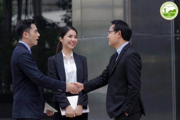 Mức lương ngành quản lý đất đai năm 2026: cơ hội và triển vọng nghề nghiệp